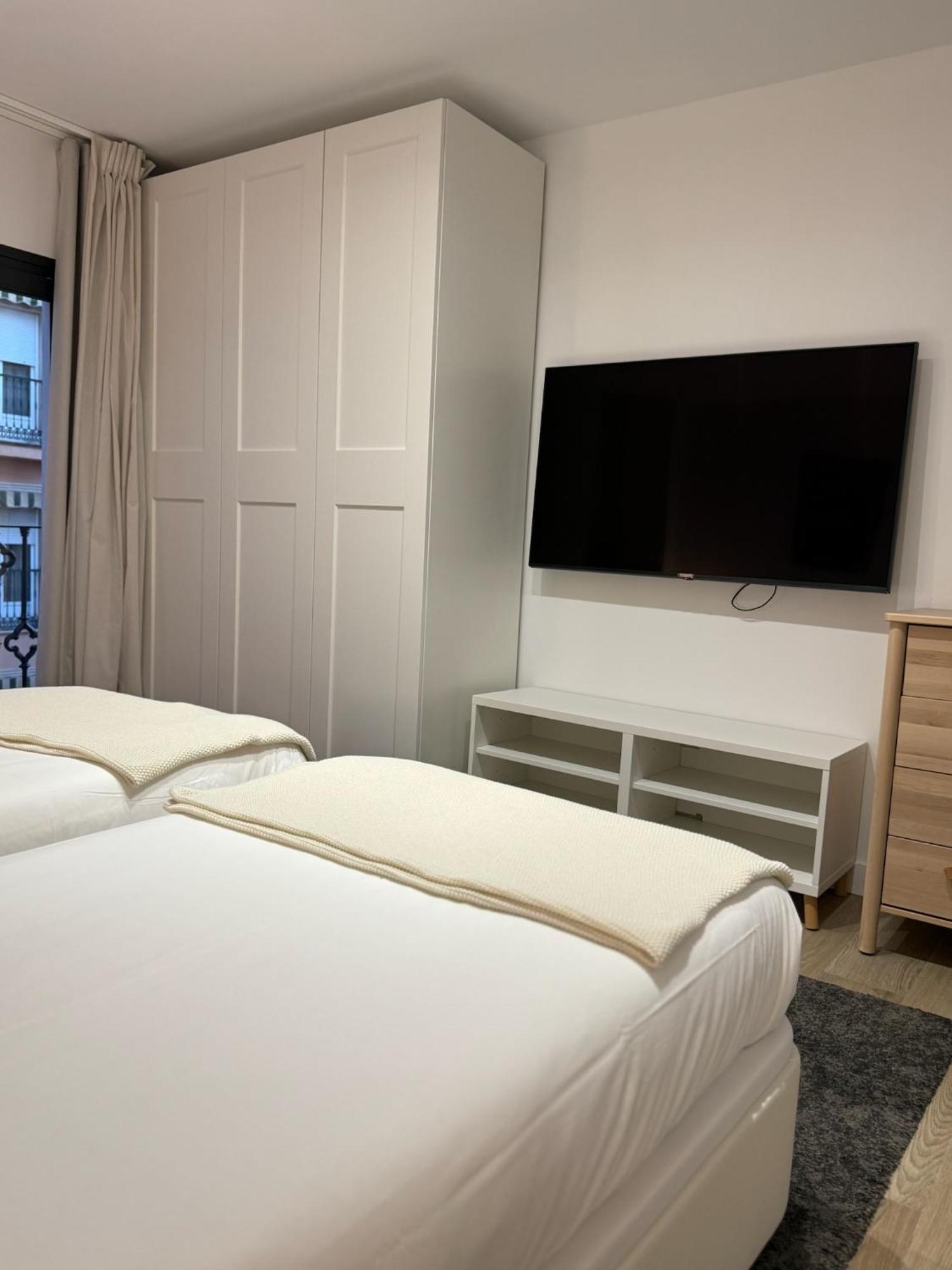 Apartamentos Mlc Ciudad De Linares Linares  Exterior photo